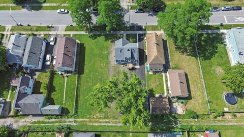 Tiny photo for 536 E 155th Street, Phoenix, IL 60426 (MLS # 12393253)