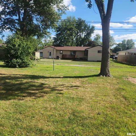 Tiny photo for 720 BIRCHWOOD Avenue, Flora, IL 62839 (MLS # EB459455)