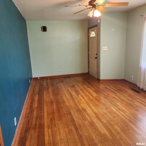 Tiny photo for 720 BIRCHWOOD Avenue, Flora, IL 62839 (MLS # EB459455)