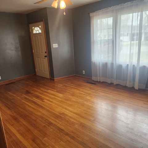 Tiny photo for 720 BIRCHWOOD Avenue, Flora, IL 62839 (MLS # EB459455)