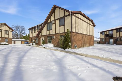 Photo of 4654 W 131st Street #1S, Alsip, IL 60803 (MLS # 12528867)