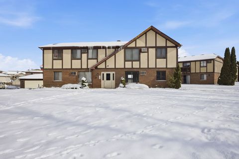 Tiny photo for 4654 W 131st Street #1S, Alsip, IL 60803 (MLS # 12528867)