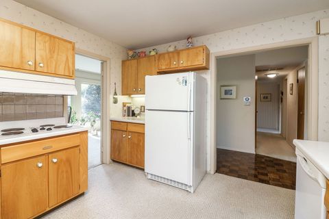 Tiny photo for 21W117 Glen Park Road, Lombard, IL 60148 (MLS # 12527095)