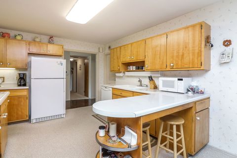 Tiny photo for 21W117 Glen Park Road, Lombard, IL 60148 (MLS # 12527095)