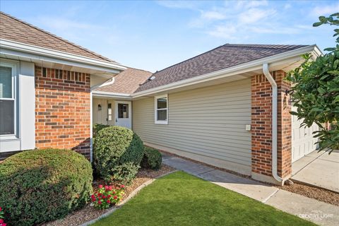 Tiny photo for 37 Fallcreek Circle #0, Montgomery, IL 60538 (MLS # 12489090)