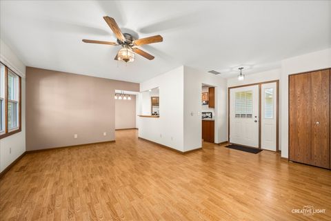 Tiny photo for 37 Fallcreek Circle #0, Montgomery, IL 60538 (MLS # 12489090)
