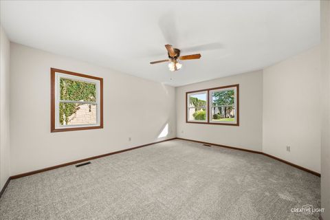 Tiny photo for 37 Fallcreek Circle #0, Montgomery, IL 60538 (MLS # 12489090)