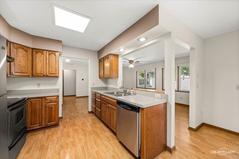 Tiny photo for 37 Fallcreek Circle #0, Montgomery, IL 60538 (MLS # 12489090)