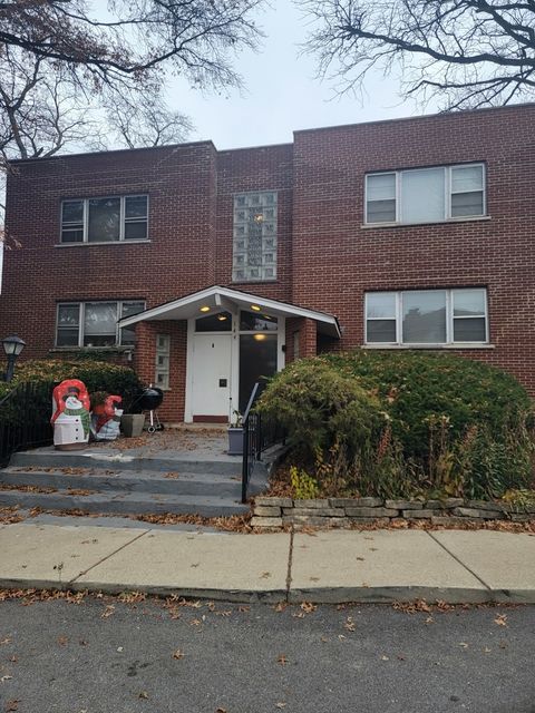 144 Ann Street 8 Clarendon Hills IL 60514