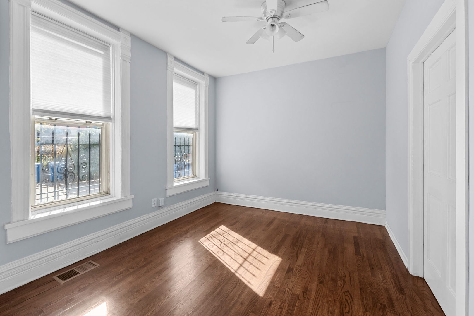 1616 N Bosworth Avenue