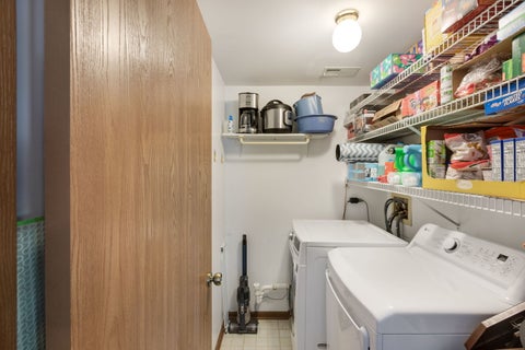 Tiny photo for 1069 Waterford Road, Bartlett, IL 60103 (MLS # 12650310)