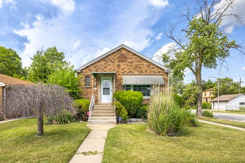 Tiny photo for 119 E 146TH Street, Riverdale, IL 60827 (MLS # 12428502)