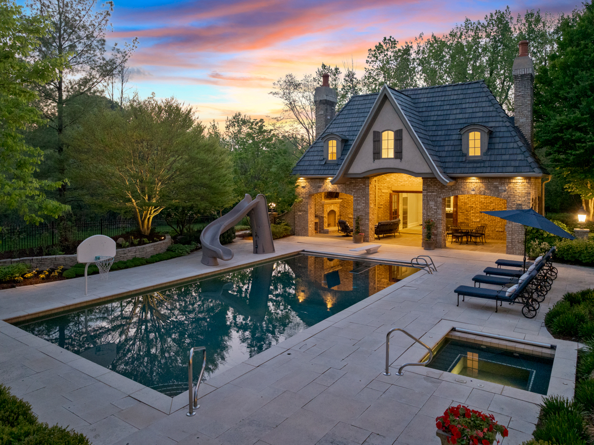 1010 Glenbriar Court