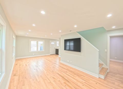 Tiny photo for 3929 N Oleander Avenue, Chicago, IL 60634 (MLS # 12592824)