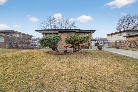 Tiny photo for 16488 Barton Lane, Oak Forest, IL 60452 (MLS # 12573120)