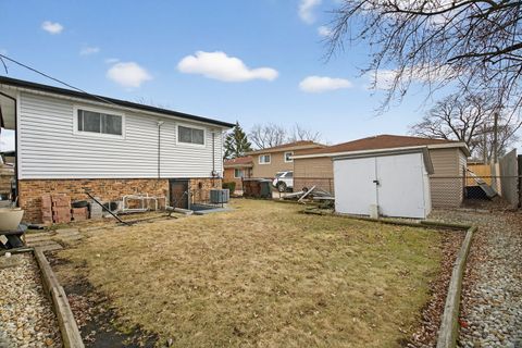 Tiny photo for 16488 Barton Lane, Oak Forest, IL 60452 (MLS # 12573120)