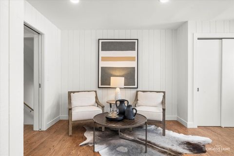 Tiny photo for 704 Plainfield Road, Downers Grove, IL 60516 (MLS # 12523195)