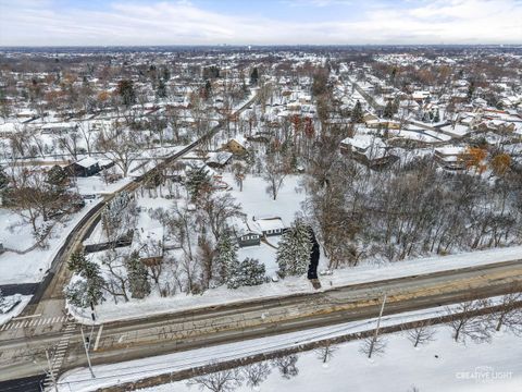 Tiny photo for 704 Plainfield Road, Downers Grove, IL 60516 (MLS # 12523195)