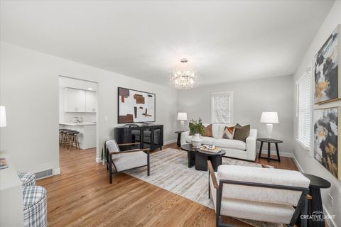 Tiny photo for 704 Plainfield Road, Downers Grove, IL 60516 (MLS # 12523195)