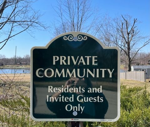 Tiny photo for 704 Plainfield Road, Downers Grove, IL 60516 (MLS # 12523195)