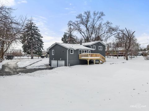 Tiny photo for 704 Plainfield Road, Downers Grove, IL 60516 (MLS # 12523195)