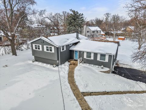 Tiny photo for 704 Plainfield Road, Downers Grove, IL 60516 (MLS # 12523195)