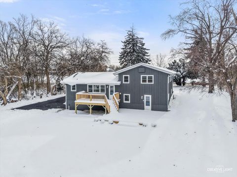 Tiny photo for 704 Plainfield Road, Downers Grove, IL 60516 (MLS # 12523195)