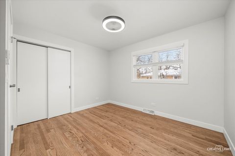 Tiny photo for 704 Plainfield Road, Downers Grove, IL 60516 (MLS # 12523195)