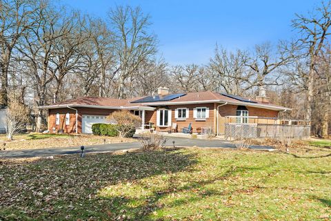 Tiny photo for 435 Forest Trail, Oak Brook, IL 60523 (MLS # 12597524)