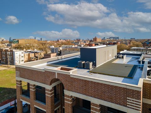 Tiny photo for 4706 S Saint Lawrence Avenue #2W, Chicago, IL 60615 (MLS # 12327848)