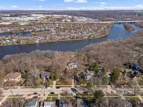 Tiny photo for 362 1/2 River Bluff Road, Elgin, IL 60120 (MLS # 12611531)