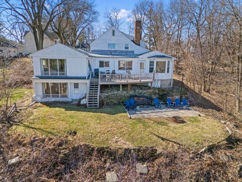 Tiny photo for 362 1/2 River Bluff Road, Elgin, IL 60120 (MLS # 12611531)