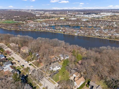 Tiny photo for 362 1/2 River Bluff Road, Elgin, IL 60120 (MLS # 12611531)