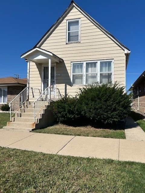 Photo of 2024 W 79th Place, Chicago, IL 60620 (MLS # 12487247)