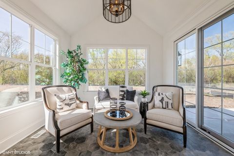 Tiny photo for Willowbrook, IL 60527 (MLS # 12544175)