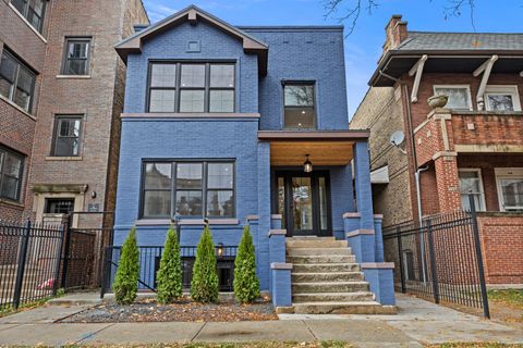 Photo of 2620 N Mozart Street, Chicago, IL 60647 (MLS # 12464373)