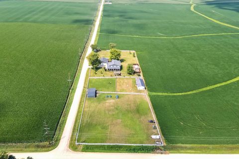 Tiny photo for 1389 260TH Avenue, Delmar, IA 52037 (MLS # QC4266253)