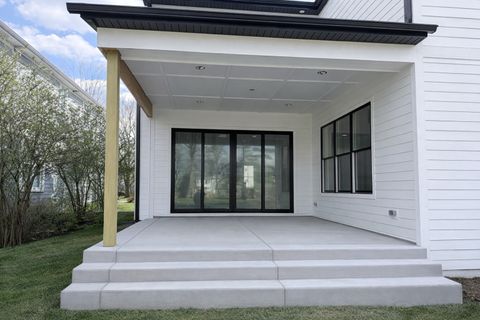 Tiny photo for 183 E Grantley Avenue, Elmhurst, IL 60126 (MLS # 12447392)