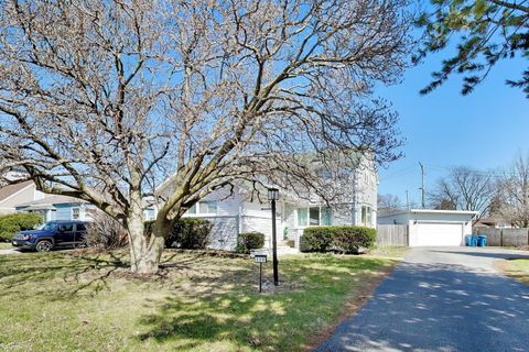 Tiny photo for 339 N Emroy Avenue, Elmhurst, IL 60126 (MLS # 12598199)