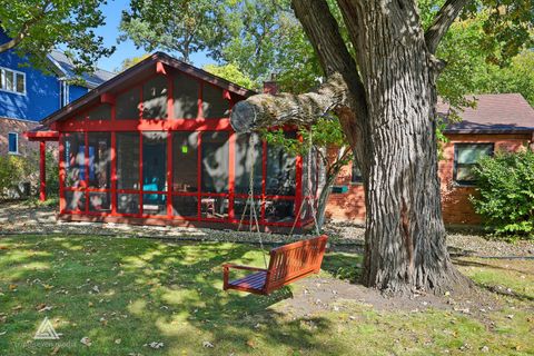 Tiny photo for 7354 W Palos Avenue, Palos Heights, IL 60463 (MLS # 12589618)
