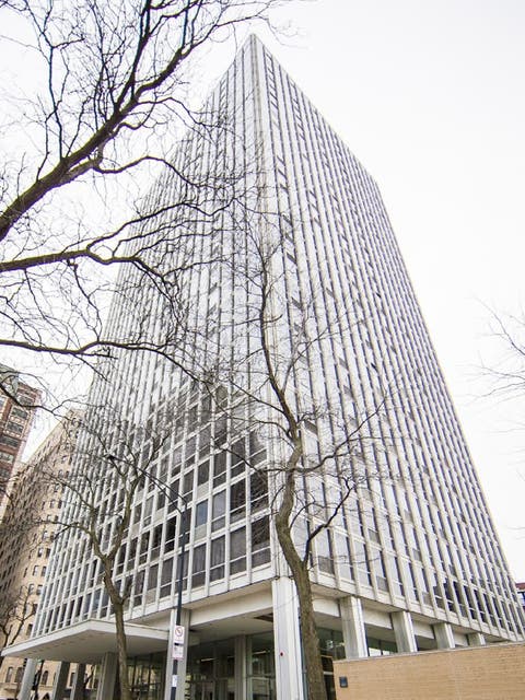 Photo of 2400 N Lakeview Avenue #303, Chicago, IL 60614 (MLS # 12672340)