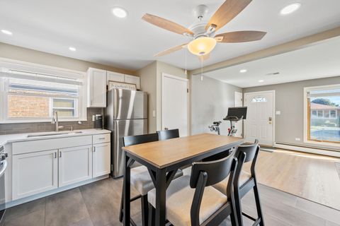 Tiny photo for 12832 S Manistee Avenue, Chicago, IL 60633 (MLS # 12493581)