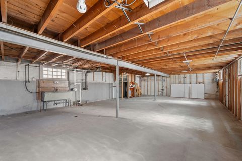 Tiny photo for 12832 S Manistee Avenue, Chicago, IL 60633 (MLS # 12493581)