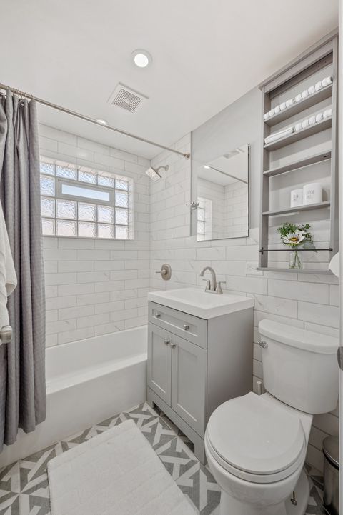 Tiny photo for 12832 S Manistee Avenue, Chicago, IL 60633 (MLS # 12493581)