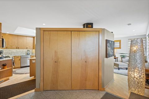 Tiny photo for 820 Lawler Avenue, Wilmette, IL 60091 (MLS # 12646935)