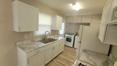 Tiny photo for 107 Georgine Street, Crystal Lake, IL 60014 (MLS # 12368540)