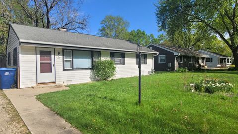 Tiny photo for 107 Georgine Street, Crystal Lake, IL 60014 (MLS # 12368540)