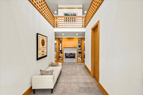 Tiny photo for 4 Indian Hill Road, Winnetka, IL 60093 (MLS # 12549096)