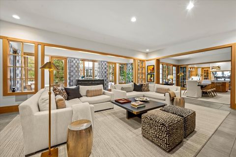 Tiny photo for 4 Indian Hill Road, Winnetka, IL 60093 (MLS # 12549096)