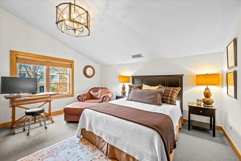 Tiny photo for 4 Indian Hill Road, Winnetka, IL 60093 (MLS # 12549096)